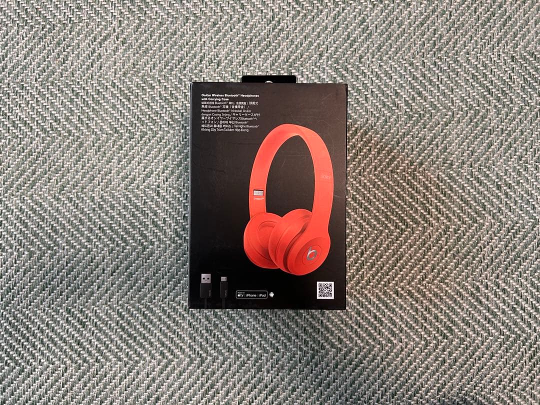 Beats Solo3 Wireless レッド