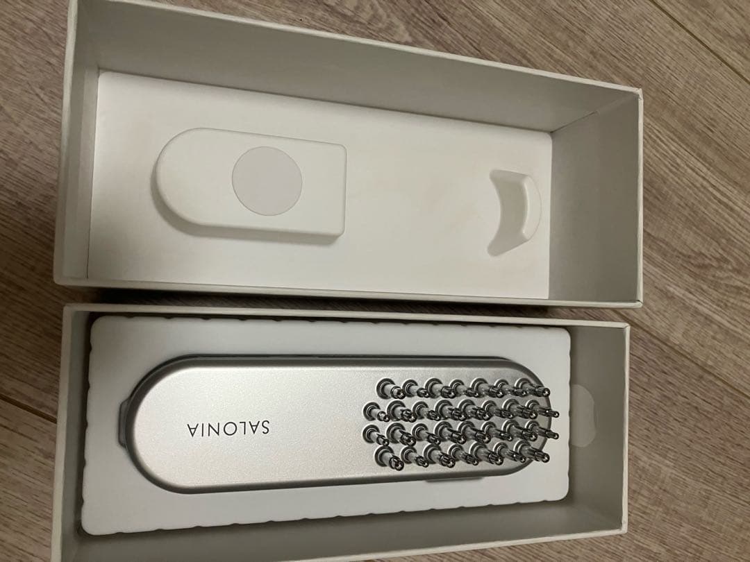 SALONIA EMS LIFT BRUSH シルバー