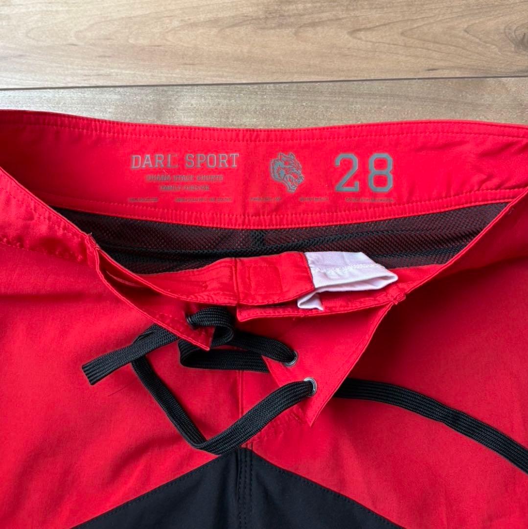 【美品】DARC SPORT ダルクスポーツ フィジークサーフパンツ28