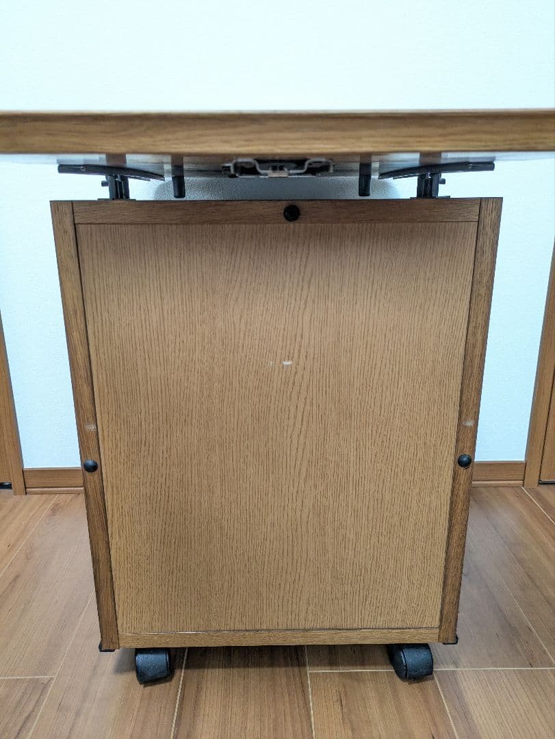 カリモク デスクワゴン 昇降式 バタフライ拡張天板