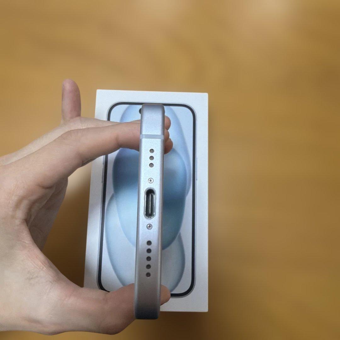 iPhone 15 ブルー 128GB iPhone本体 SIMフリー
