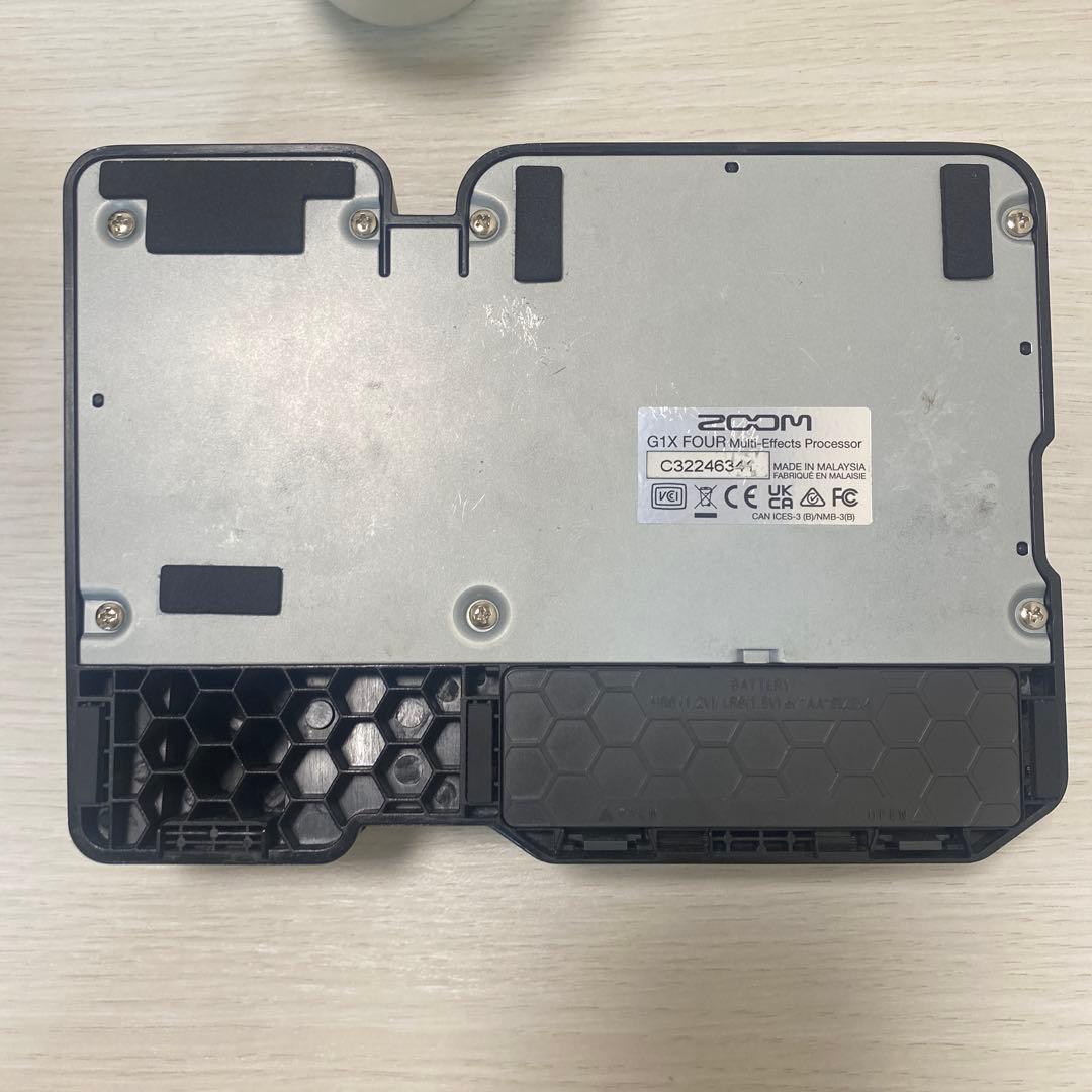 ZOOM G1X FOUR マルチエフェクター satomi