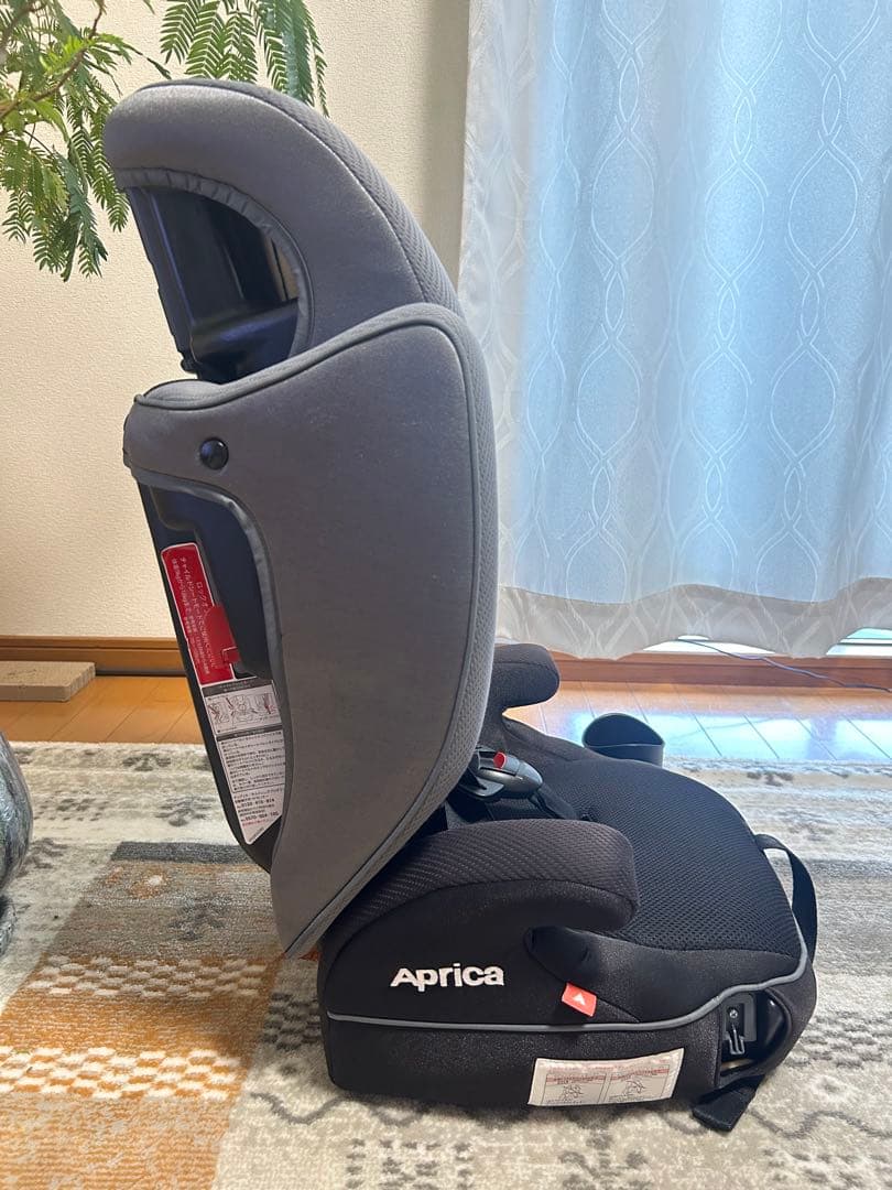 アップリカ エアグルーヴAC ジュニアシート チャイルドシート