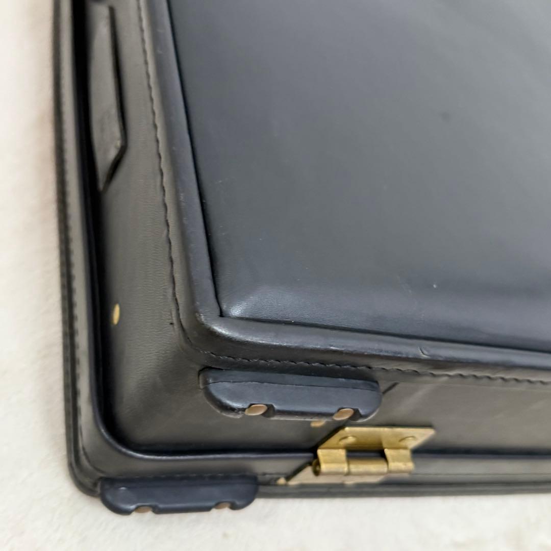 ハートマン　アタッシュケース　オールレザー　A4収納　ダイヤルロック　黒