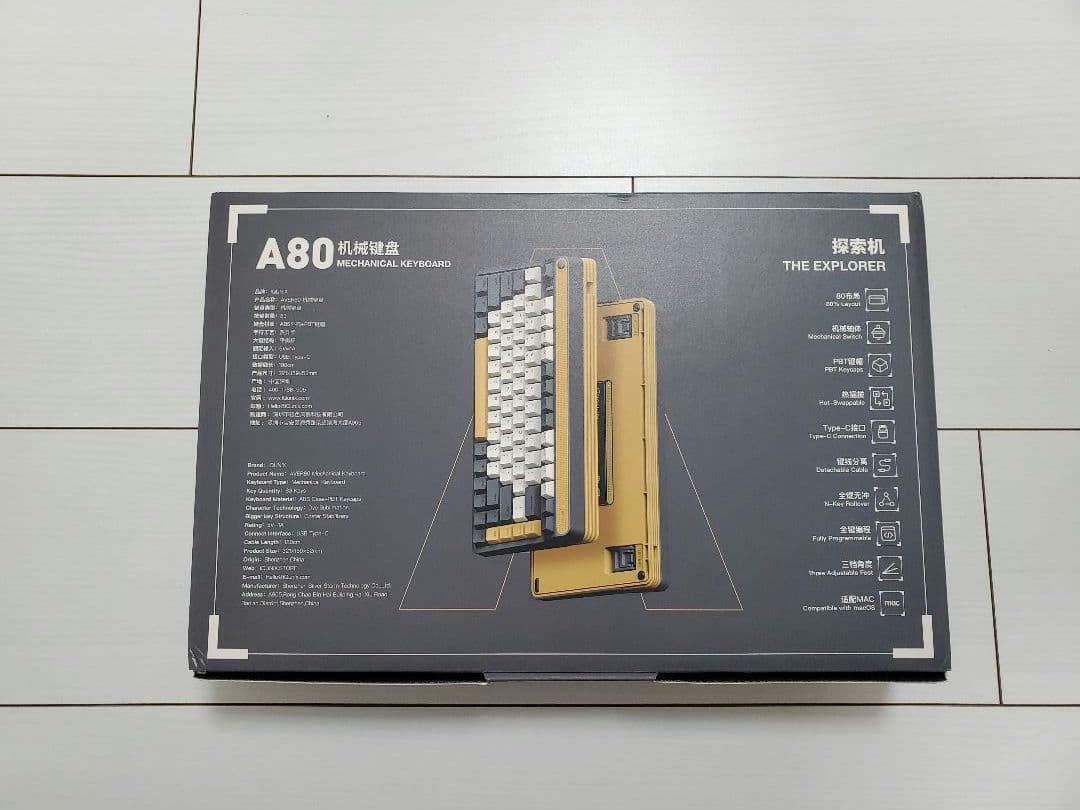 IQUNIX A80 メカニカルキーボード【赤軸】