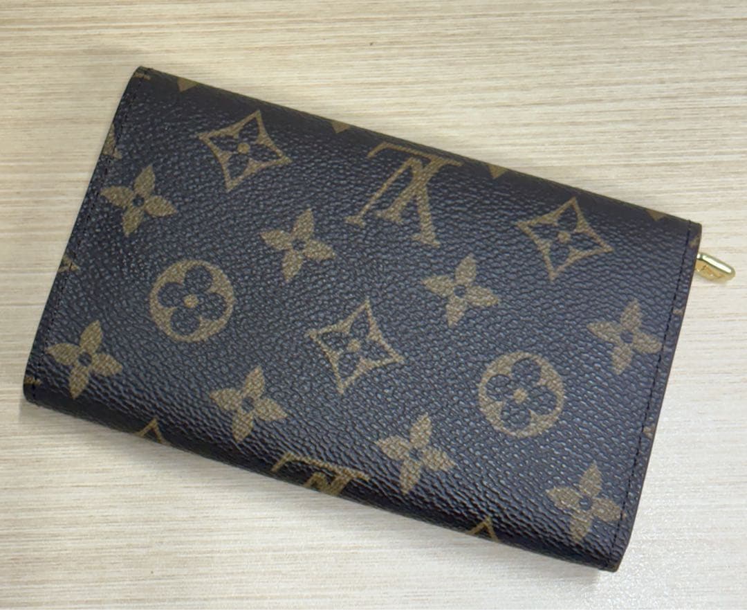 LOUIS VUITTON ルイヴィトン　折り財布　モノグラム　ユニセックス