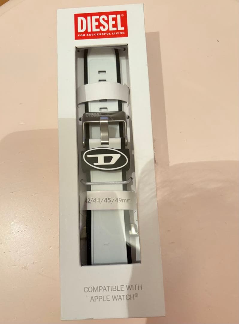 DIESEL Apple Watch用ラバーベルト ホワイト