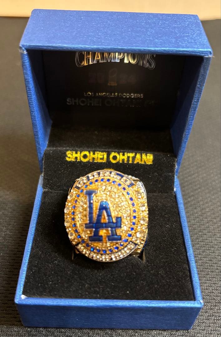 大幅値下⭐️非売品⭐️大谷翔平チャンピオンリング&ワールドチャンピオンミニトロフィー