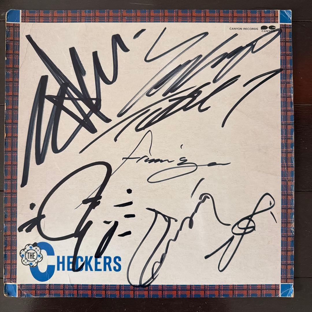 The Checkers サイン