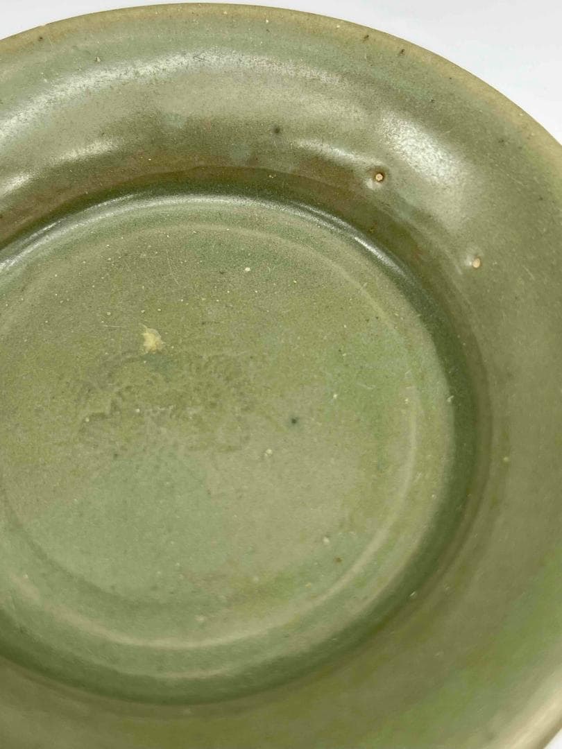 南宋時代　青磁　龍泉窯小盤　青磁弦文皿　唐物　古賞物　時代物(A-73)