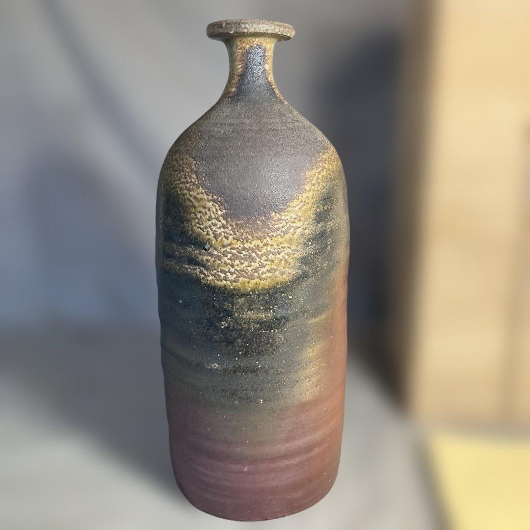 【武用真】備前焼の伝統　重要無形文化財　日本の名窯　武用真作　備前　細首大一輪入