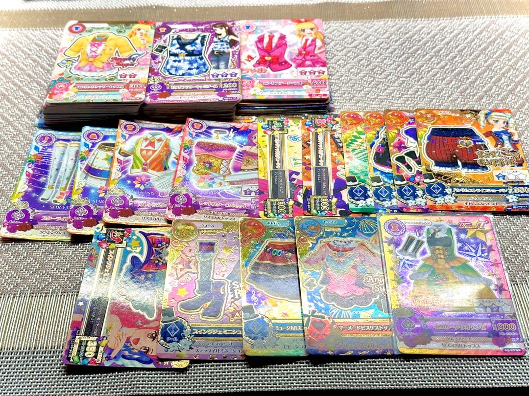 アイカツカード　まとめ売り　大量　100枚以上