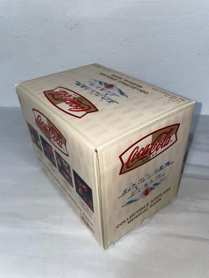 コカコーラ　貯金箱　飛行機