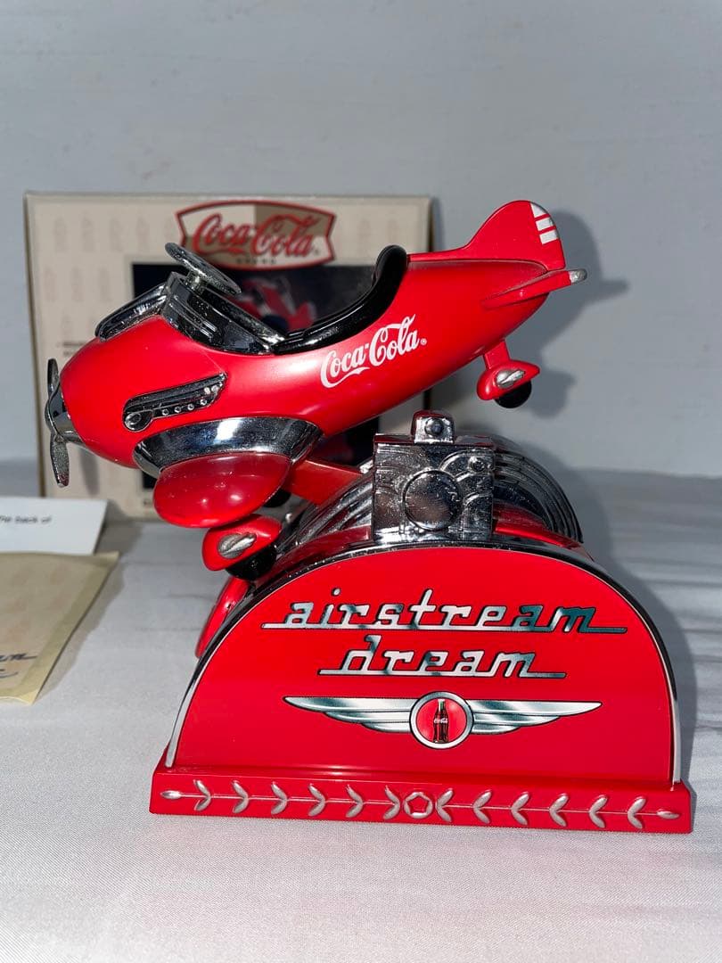コカコーラ　貯金箱　飛行機