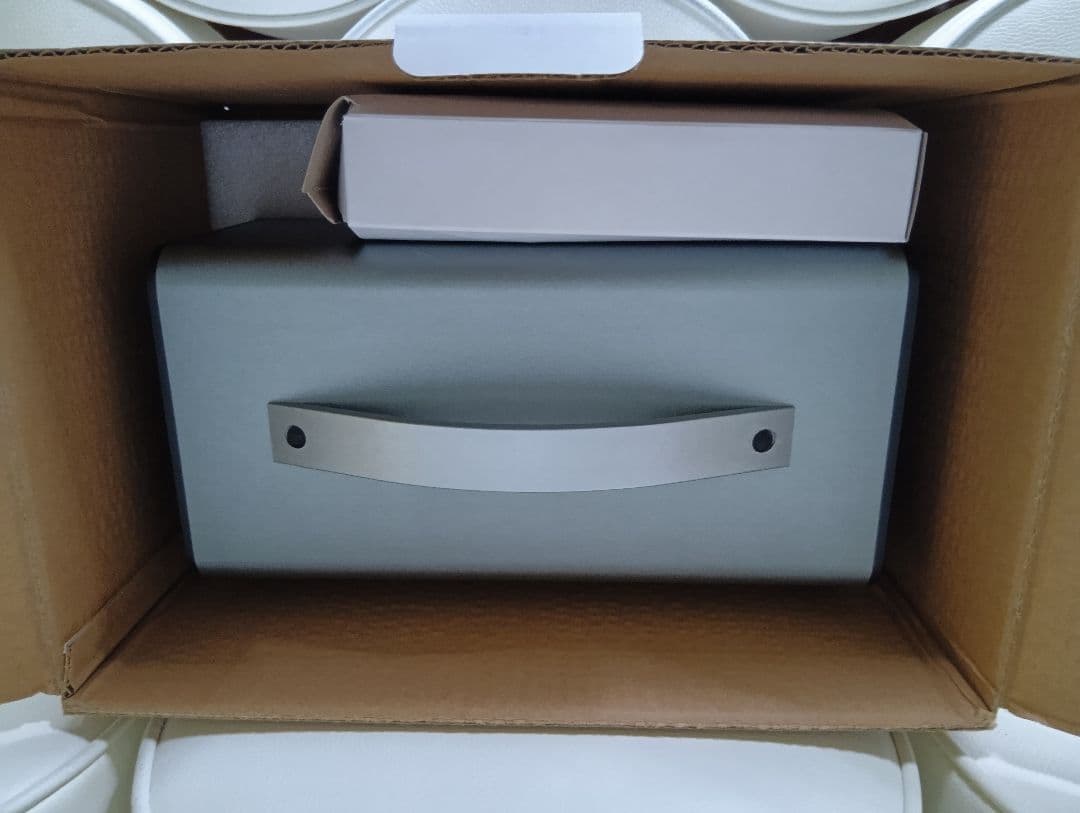 【新品未使用】 ポータブル電源 300w/90,000mah