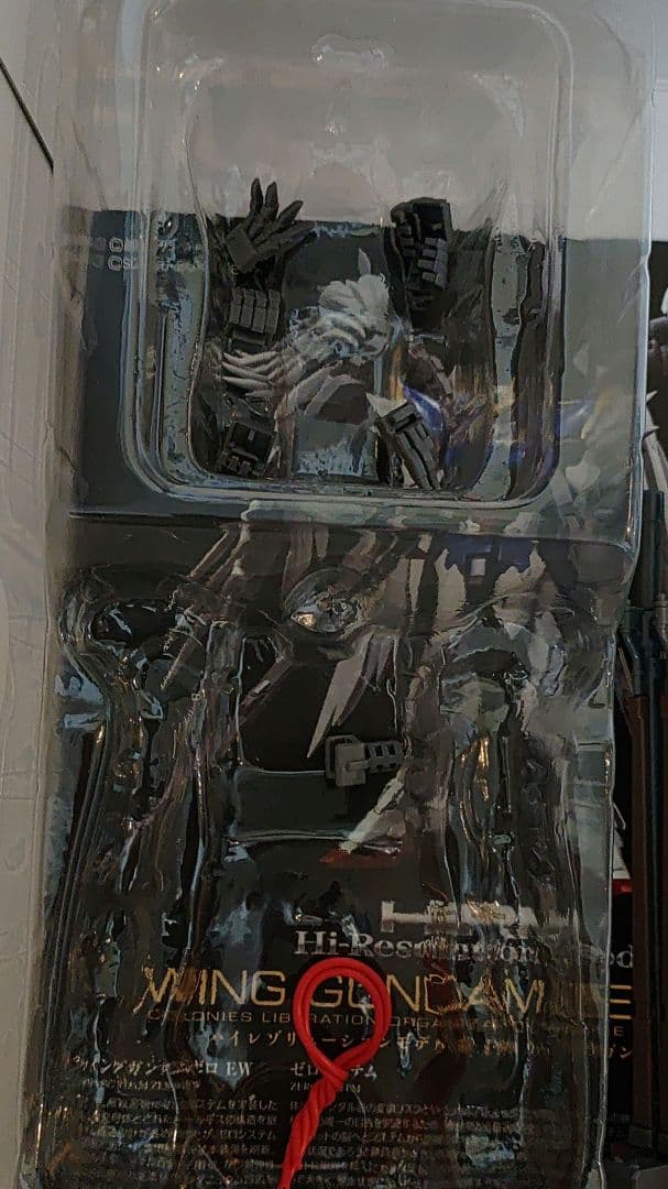 ハイレゾリューションモデル　ウイングガンダムゼロEW　プラモデル