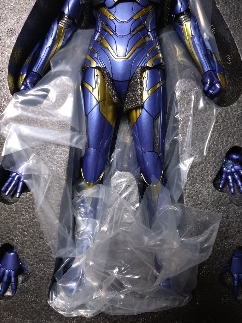 ホットトイズ　アイアンマン　マーク49 レスキュー