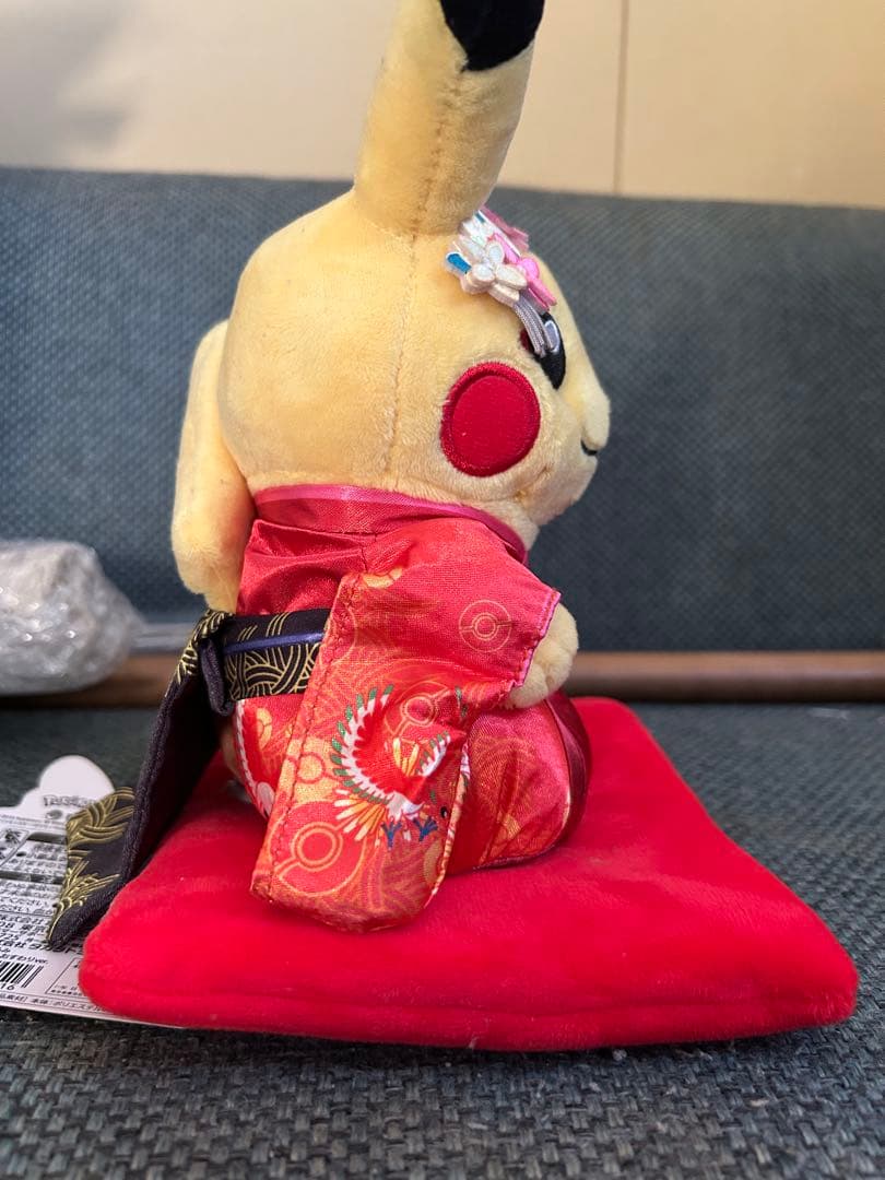 舞妓はんピカチュウ 和服 ぬいぐるみ