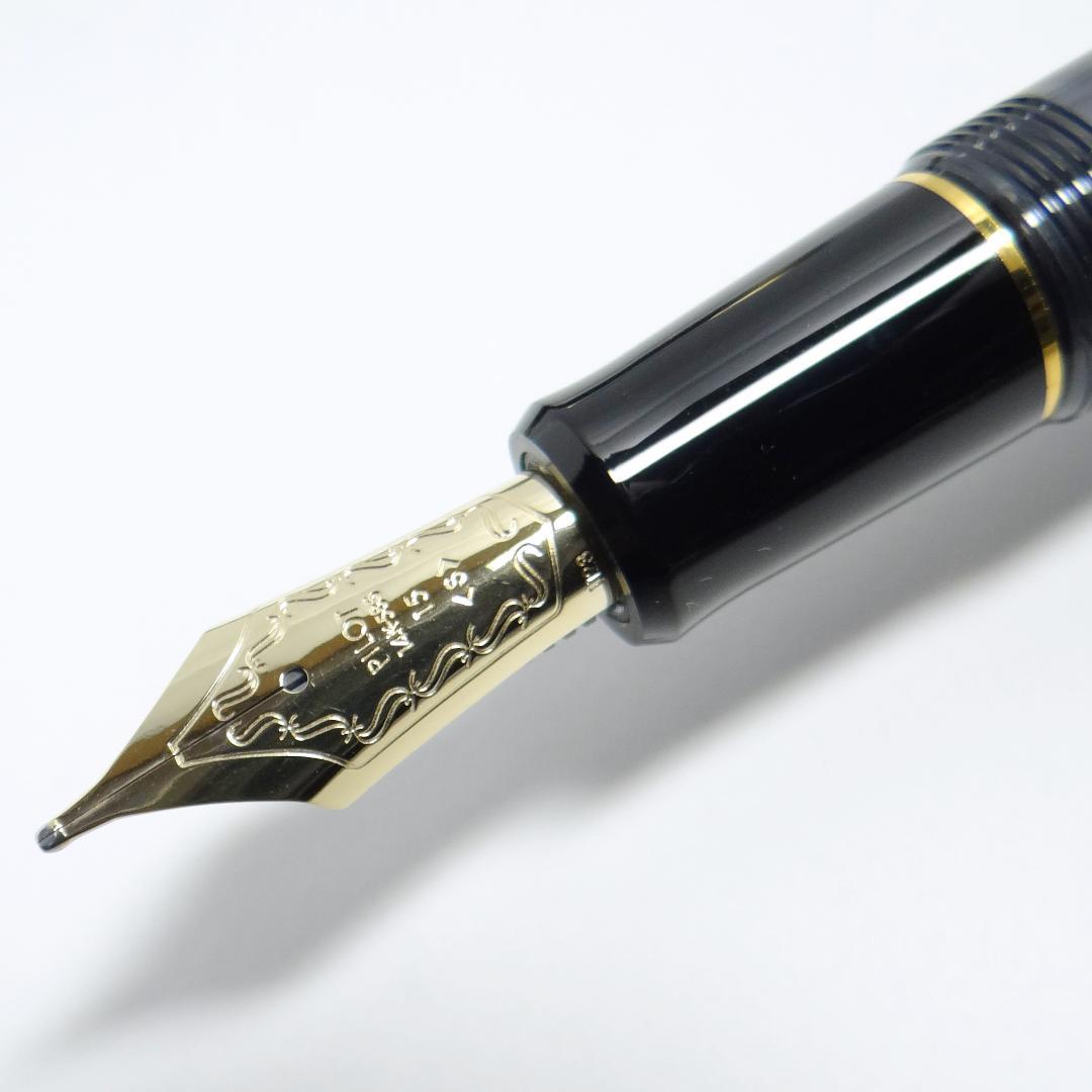 【未使用・買得】パイロット 万年筆 カスタム823P式 透明ブラック 14K-S