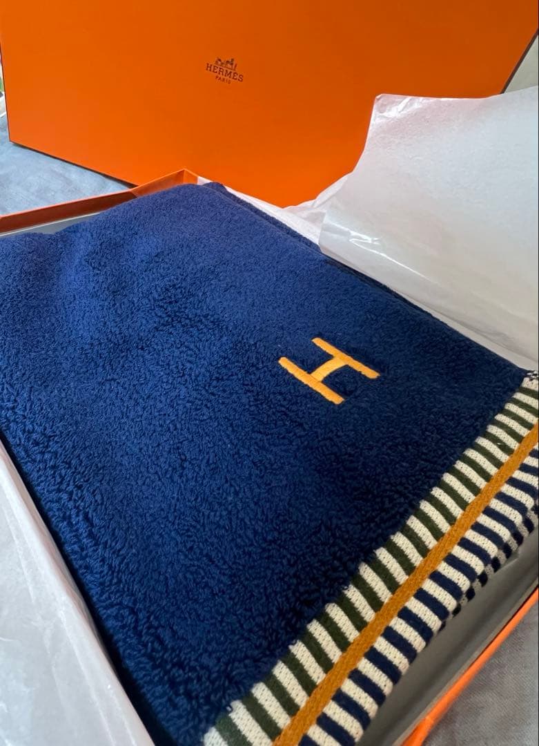 エルメス　フェイスタオル ヴィスヴェルサ