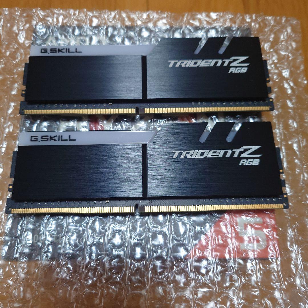 メモリー G.Skill Trident Z RGB DDR4-3200 32GB LED