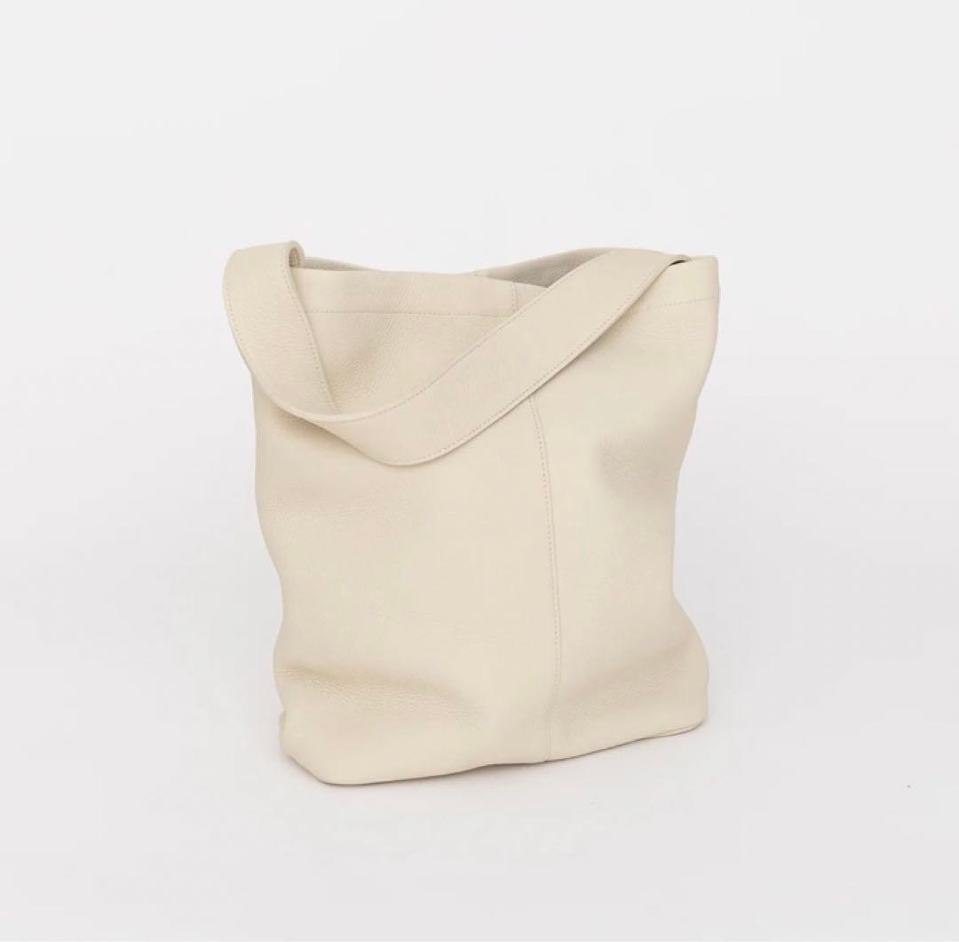 ITTI ショルダーバッグ