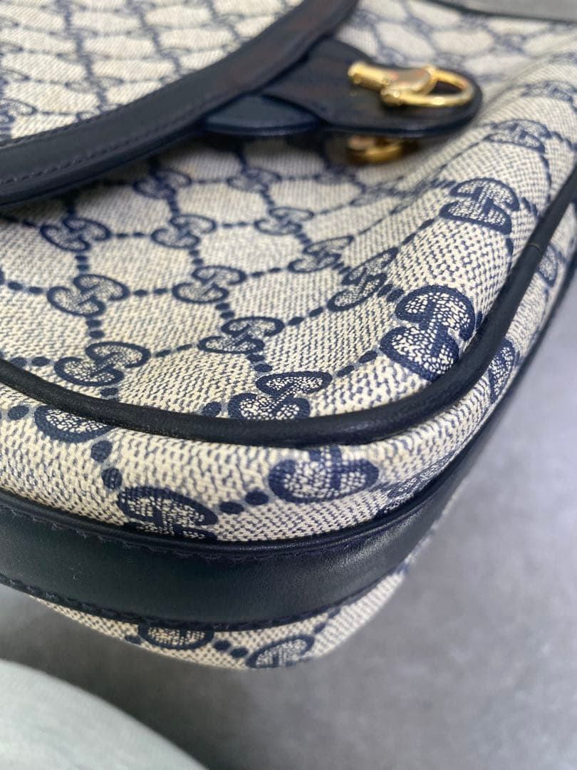 GUCCI GGパターン ショルダーバッグ ネイビー/アイボリー