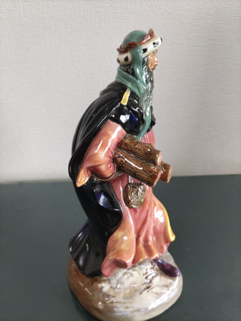 ロイヤルドルトン Good King ｗenceslas 像　アンティーク