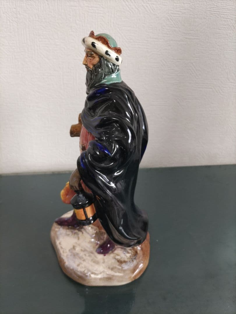 ロイヤルドルトン Good King ｗenceslas 像　アンティーク