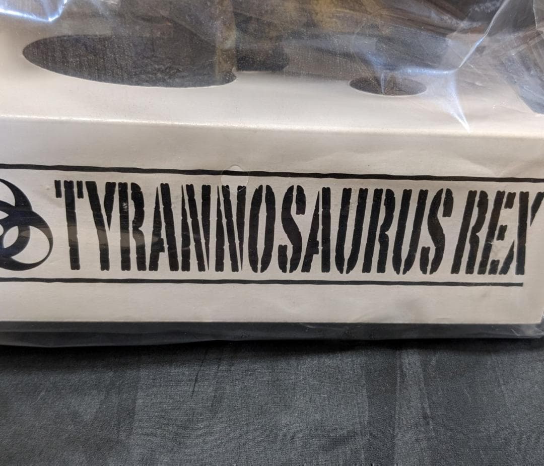 恐竜（セガ）ティラノサウルス＆トリケラトプス　ソフビフィギュア２体セット