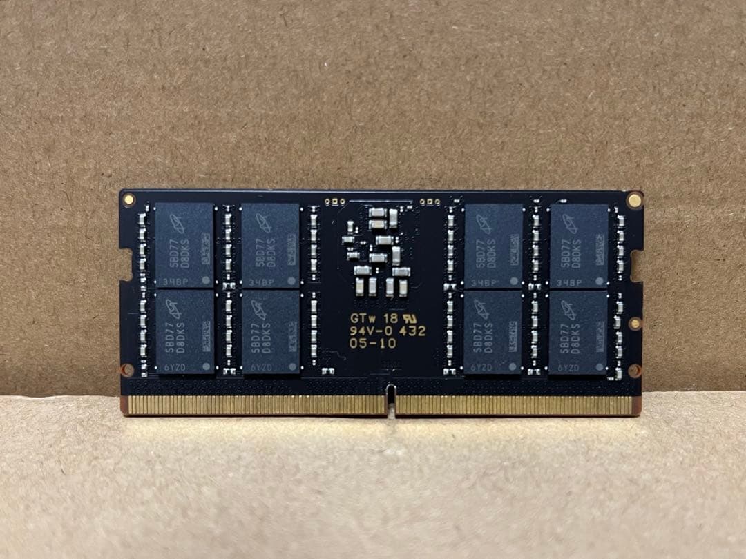 メモリー crucial 32GB DDR5-5600 SODIMM