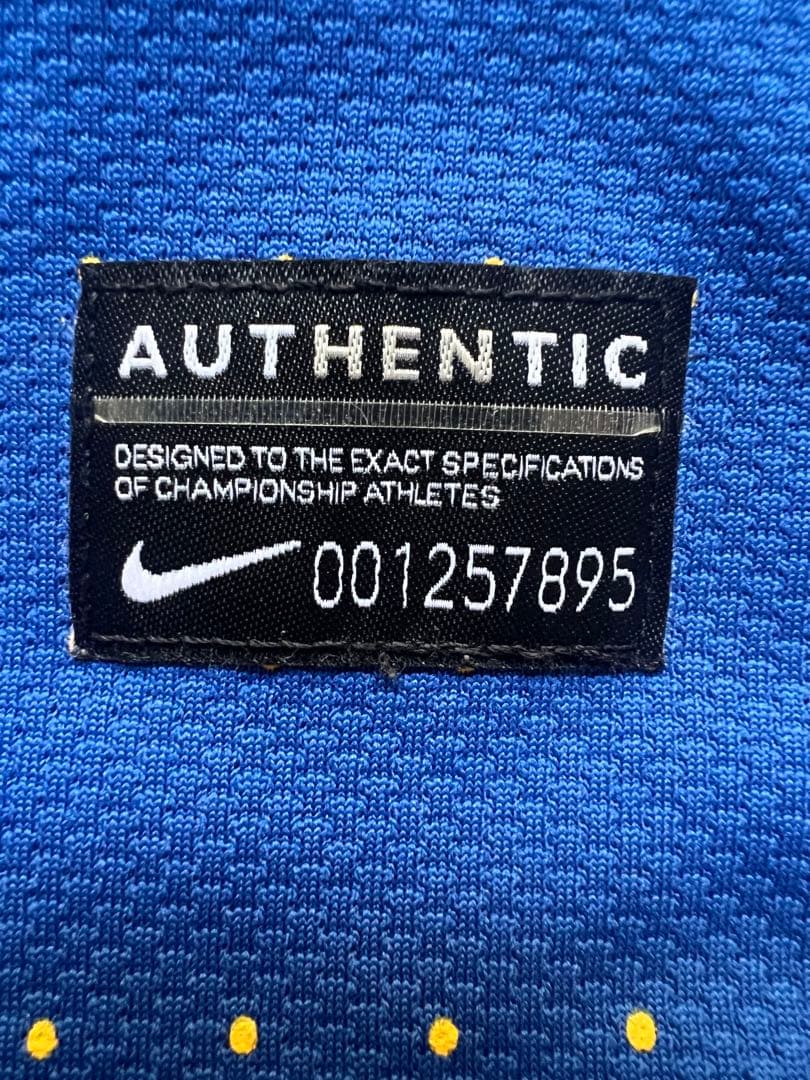 【希少/美品】ブラジル代表 2011 アウェイ ユニフォーム NIKE Sサイズ