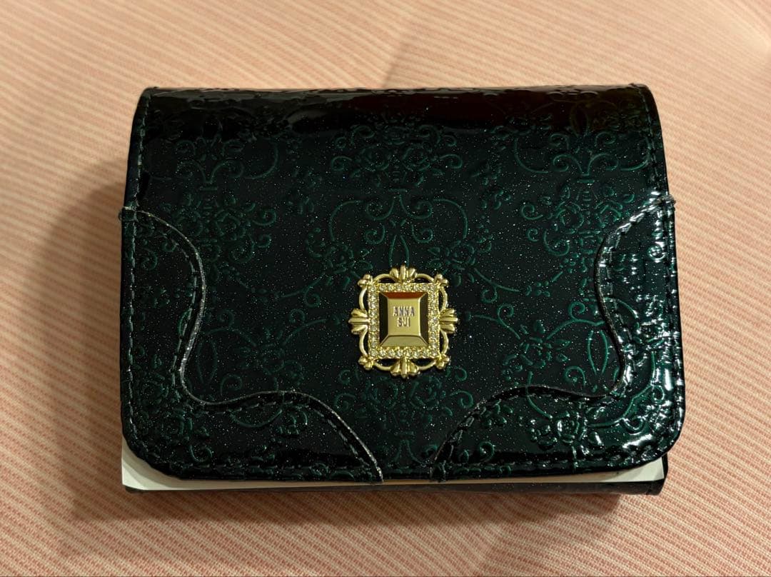 本日限定お値下げ♡新品未使用♡ANNA SUI アナスイ　ルーミー 二つ折り財布