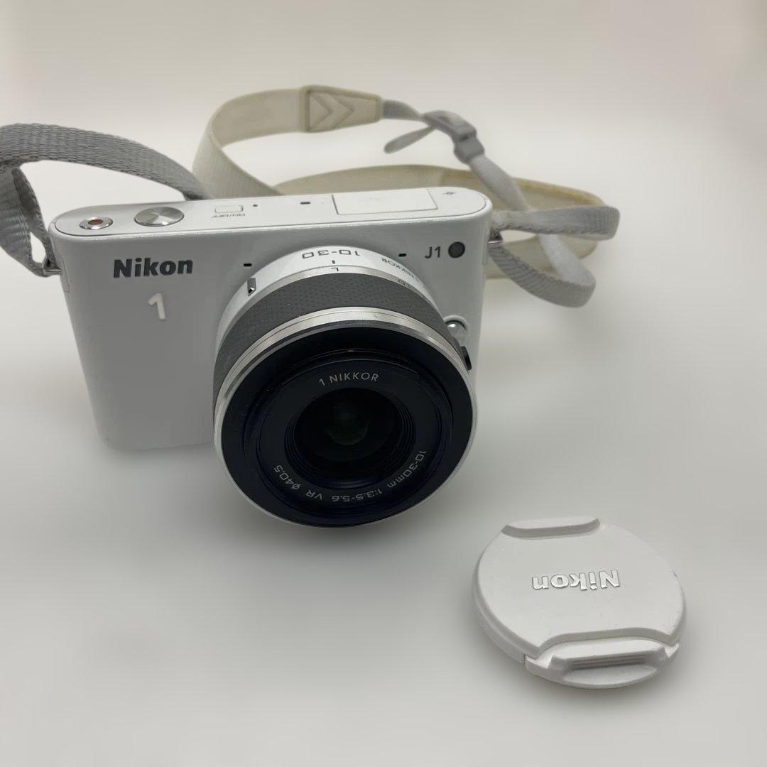 【iy/12.9】Nikon 1 J1 レンズキット10-30mm3.5-5.6