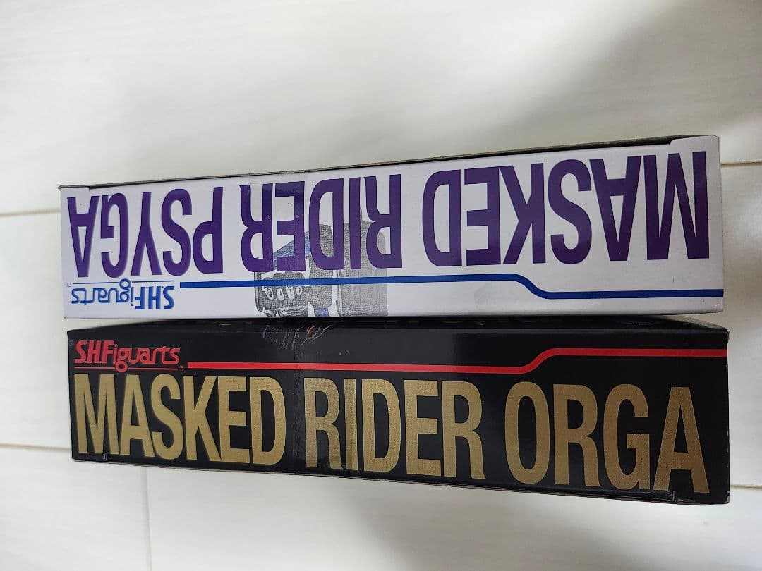 S.H.フィギュアーツ 仮面ライダーサイガ&オーガ セット