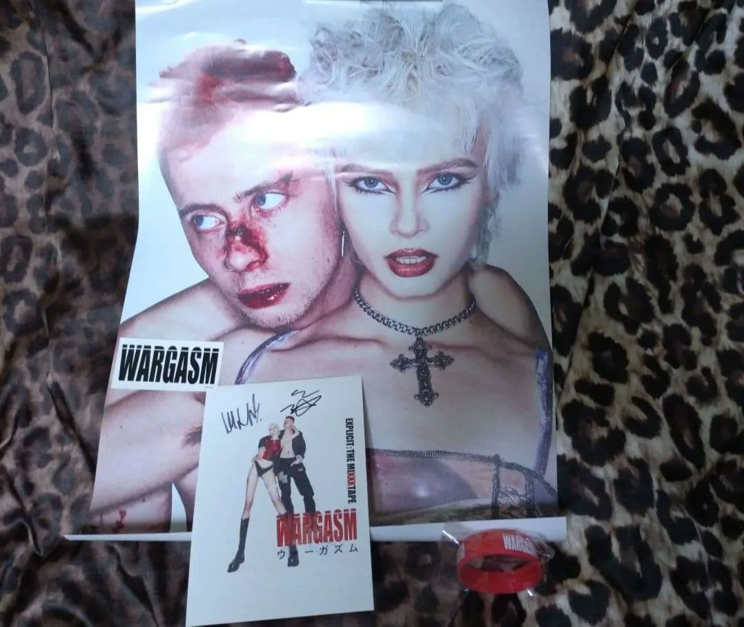 WARGASM　直筆サイン他グッズ4点セット
