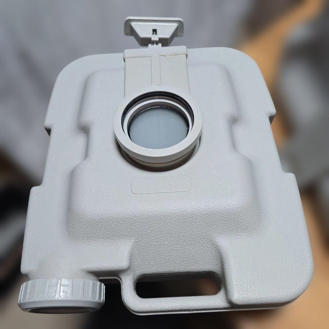 新品 未使用 災害時 車等の水洗ポータブルトイレ