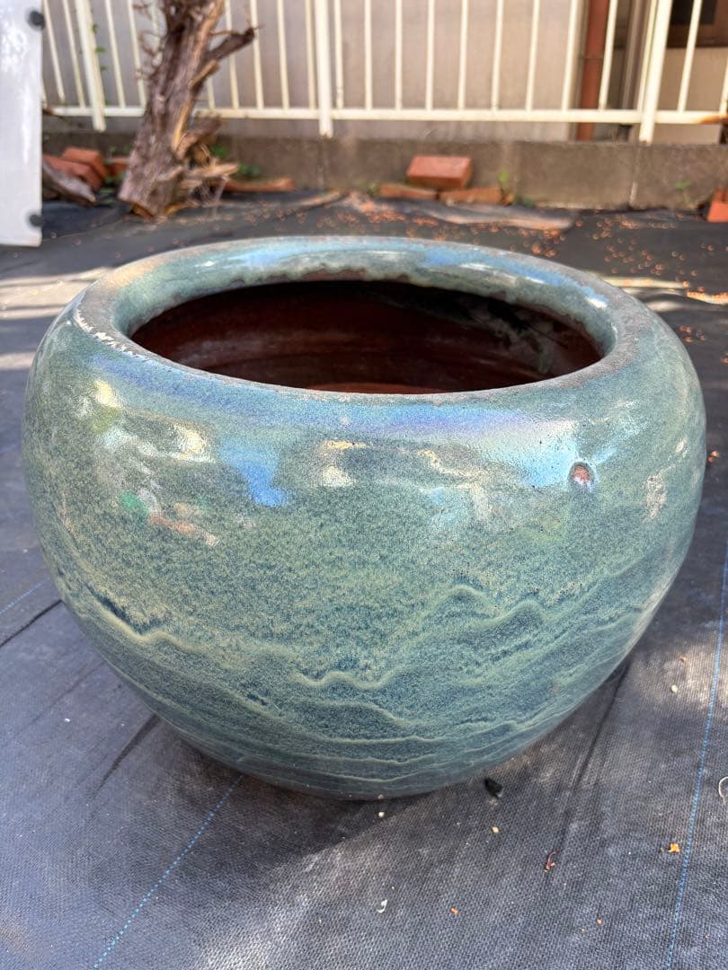 陶器　メダカ鉢・花鉢・火鉢
