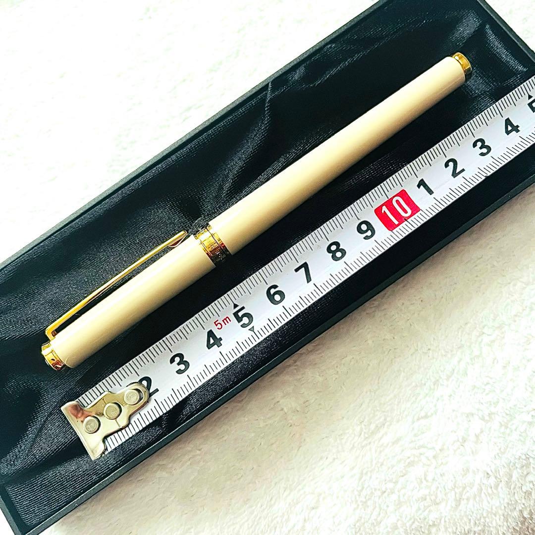 ❤️Mont Blancモンブラン♡希少キャップ式.白軸ボールペン♡未使用品