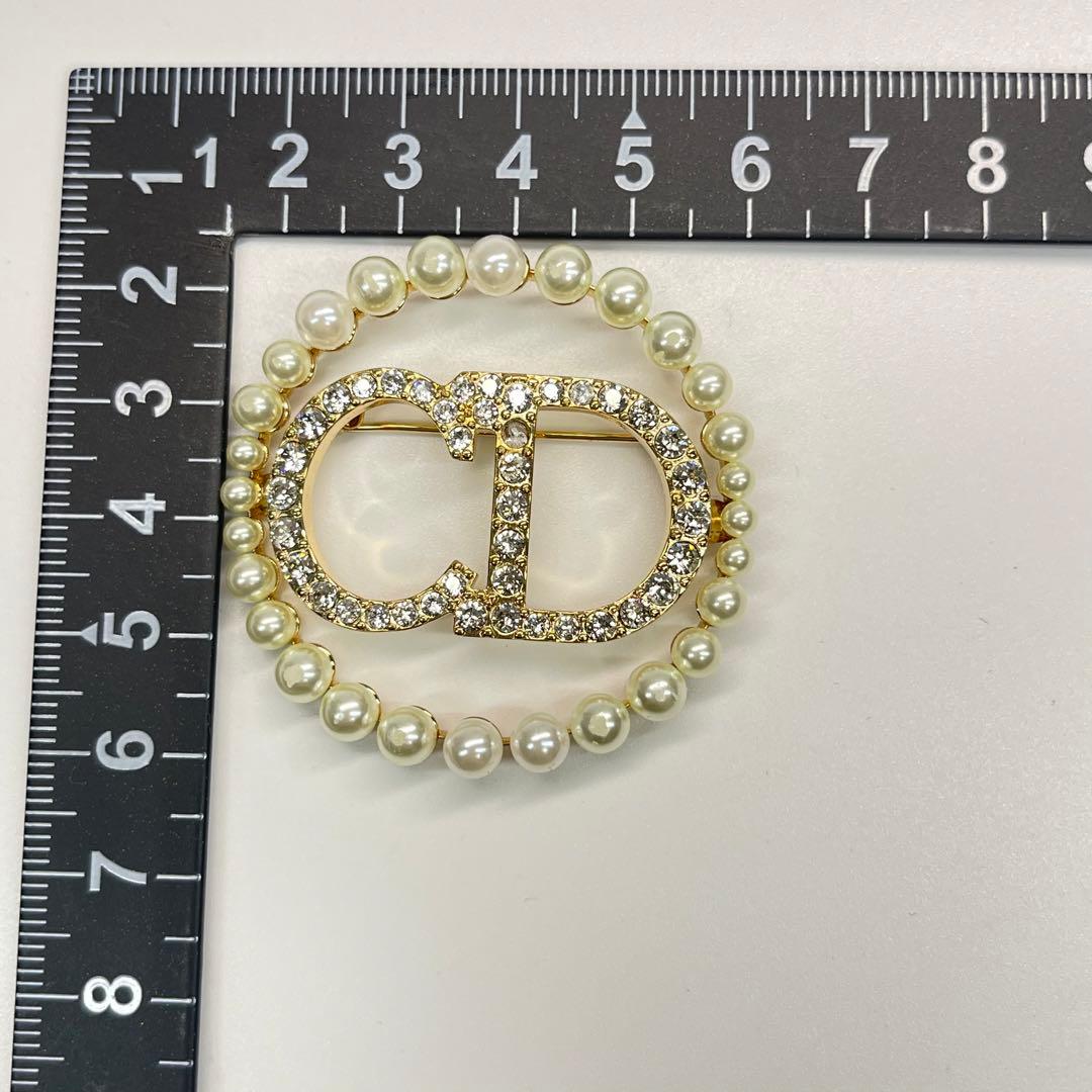Christian Dior(クリスチャンディオール)ブローチ