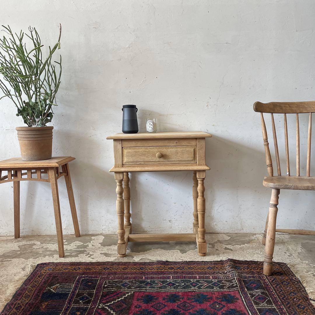 ヴィンテージ　ドロワーサイドテーブル ドロワーベッドサイドテーブル　剥離