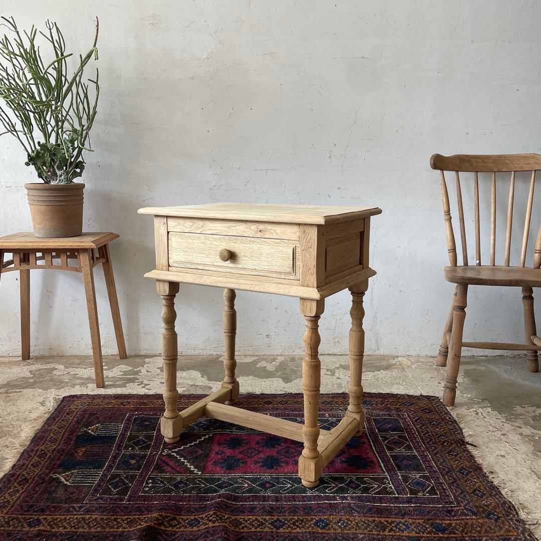 ヴィンテージ　ドロワーサイドテーブル ドロワーベッドサイドテーブル　剥離