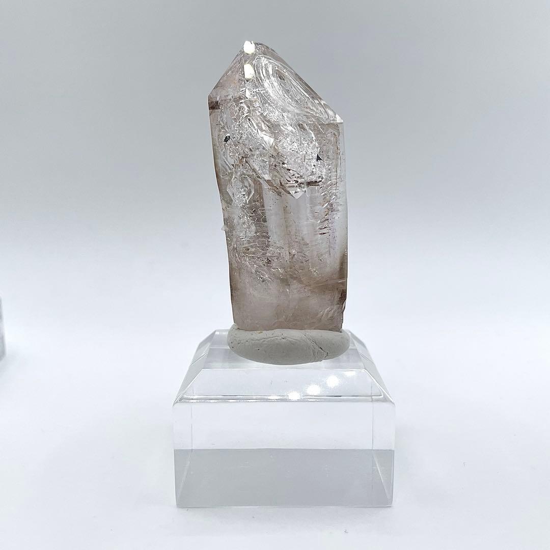 ナミビア Goboboseb産 クォーツ(水晶) 鉱物標本