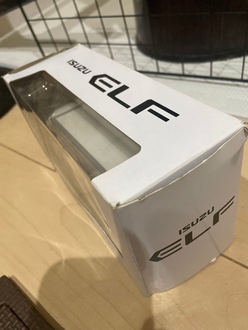 いすゞ　1/43 エルフ ISUZU ELF トラックモデル　premium