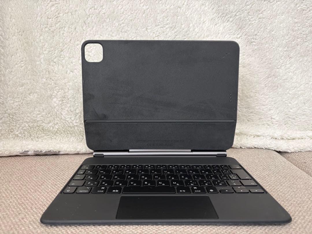 iPad Air M2 11インチ 128GB + Magic Keyboard