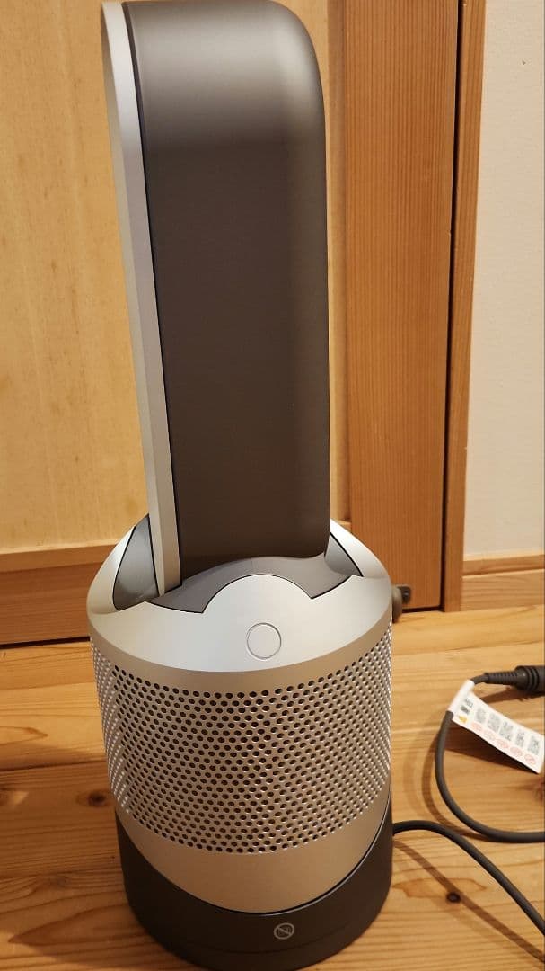 ダイソン　空気清浄機能付ファンヒーター　hot+cool　HP 00 IS N