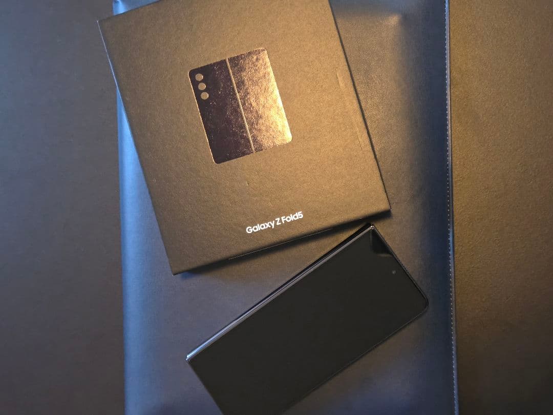 【最終値下げ】Galaxy Z Fold 5 ブラック 本体 au版 256GB