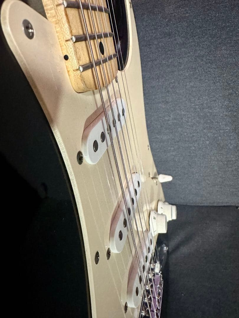 Squier ストラトキャスター　エレキギター