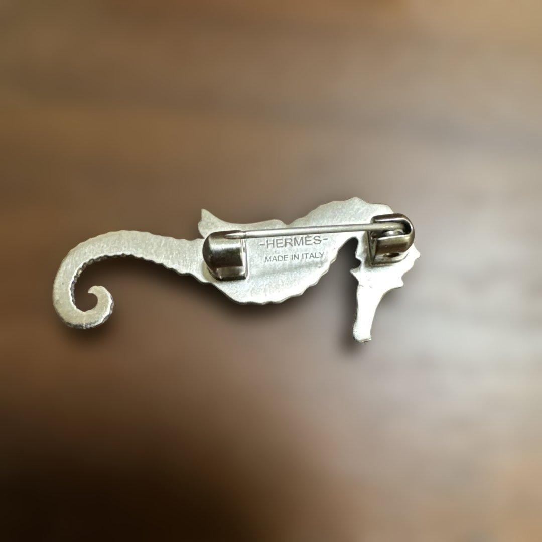 HERMES タツノオトシゴ ブローチ