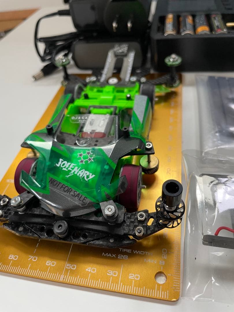 ミニ四駆 ＭＳフレキ完成車 セット 充電器 ペラタイヤ 加工ローラー